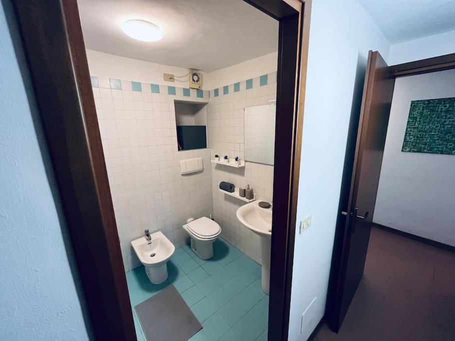 Attico Porta Nuova, Torino Centro Apartment Bagian luar foto